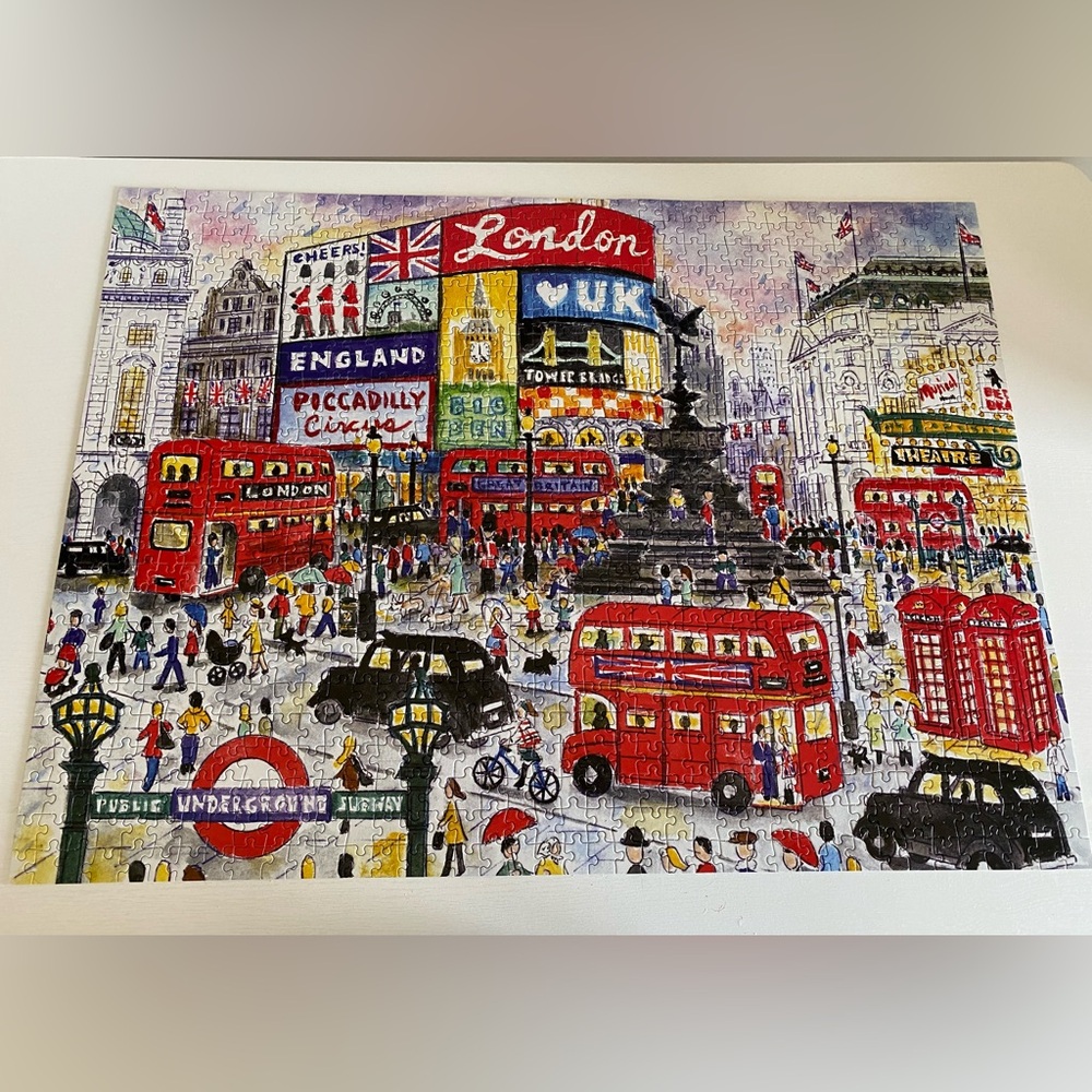 London 1000 Piece Puzzle - Michael Storrings - Galison